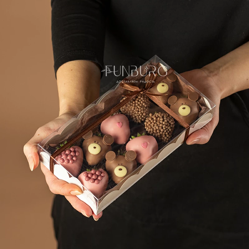 Набор клубники в шоколаде «Мишки» S (в розовом)
