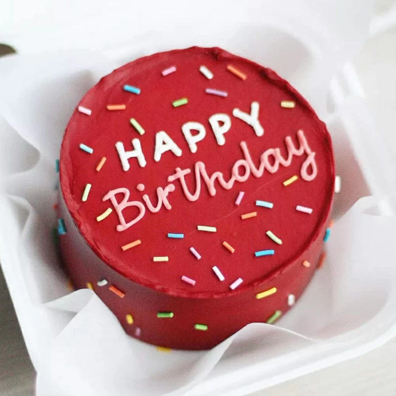 Классический торт на День рождения