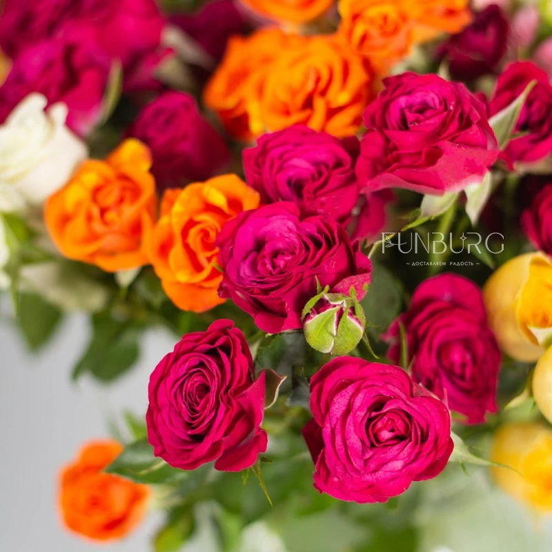 Купить кустовые розы с доставкой по Екатеринбургу - интернет-магазин«Funburg.ru»