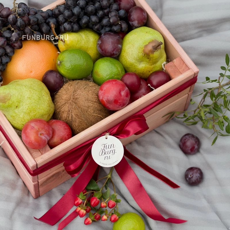 Подарочный ящик с фруктами №2