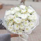 Дуобукет из ромашек и хризантем