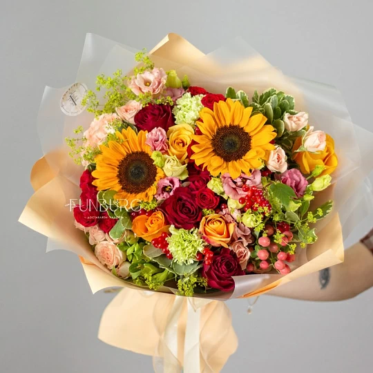 Какой букет цветов подарить на День матери?