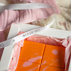 Шоколад ручной работы «Волосы ангела» (апельсин и малина)