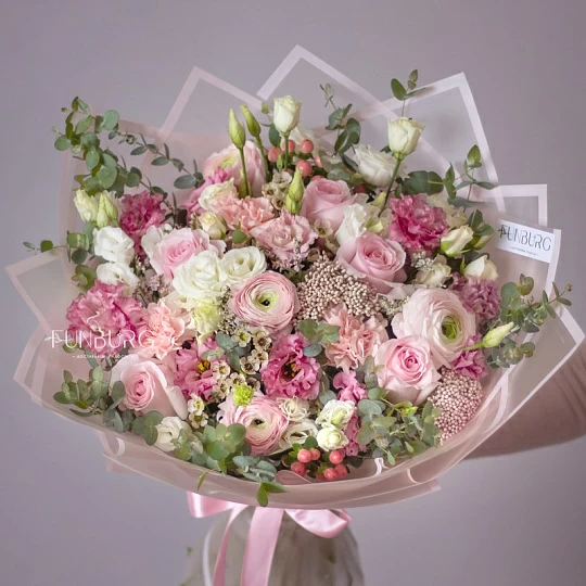 Букеты цветов на день рождения - купить в Оренбурге, заказать цветы и подарки ко дню рождения