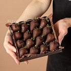 Набор клубники в тёмном шоколаде «Black» M