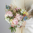 Букет невесты «Летний сад»