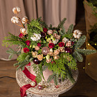 Цветы в шляпной коробке «Рождественский пунш»