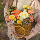 Корзина цветов «Дары осени»