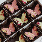 Шоколад ручной работы «Бабочки» L (белый, клубничный)