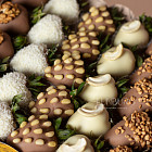 Набор клубники в шоколаде с орехами L