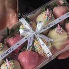 Набор клубники в шоколаде «Unicorn» S