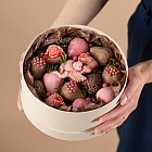 Набор клубники в шоколаде «Lovely»