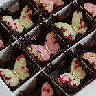 Шоколад ручной работы «Бабочки» L (белый, клубничный)