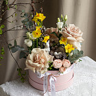 Пасхальная композиция в шляпной коробке №1