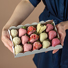 Набор клубники в белом шоколаде «Lovely» M
