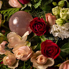 Цветы в шляпной коробке «Рождественский пунш»